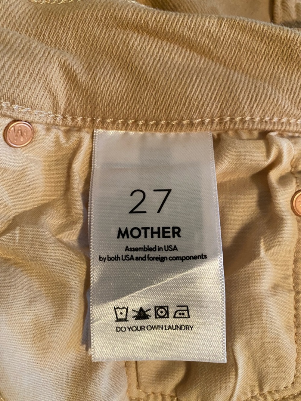 MOTHER High Waisted Weekender Skimp
in Second Chance (Sand Wash) Size 27 - Picture 11 of 16